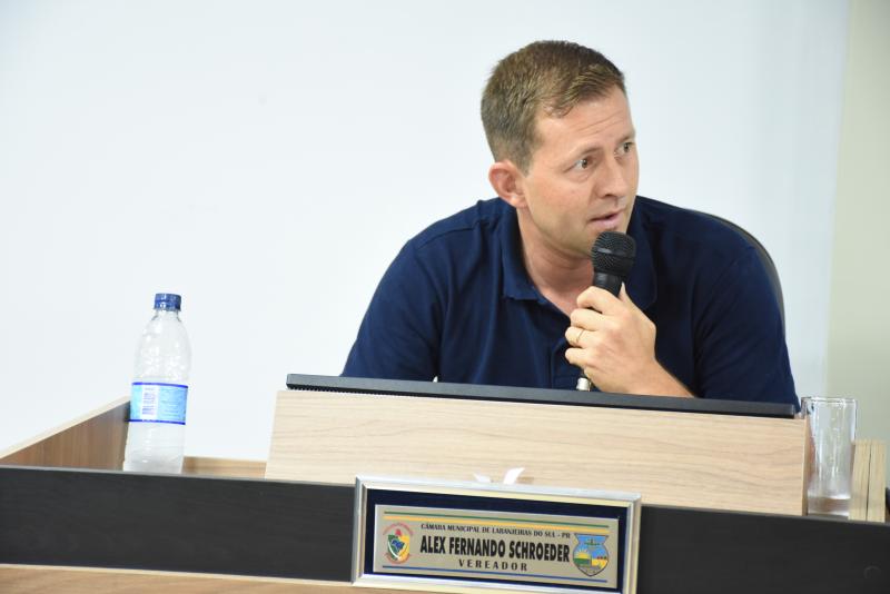 Projeto de Alex Schroeder visa obrigar publicação de lista de espera para procedimentos eletivos